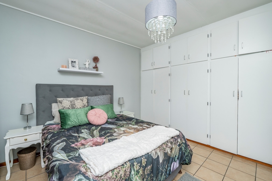 3 Bedroom Property for Sale in Amanda Glen Western Cape